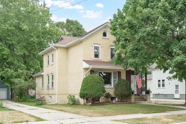 409 S 7th STREET, Watertown, WI 53094
