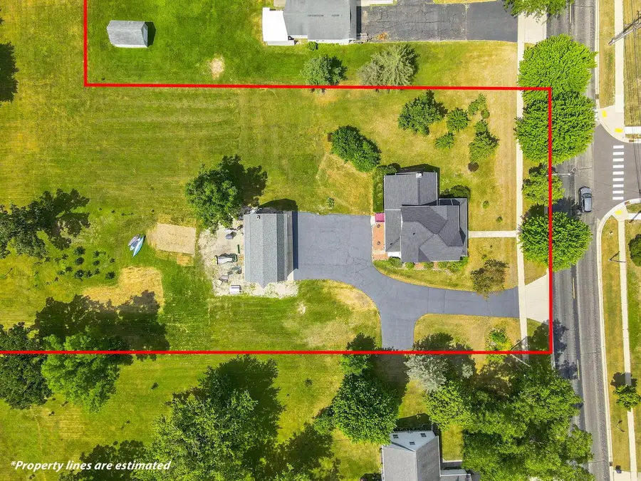 704 E Sherman AVENUE, Fort Atkinson, WI 53538 - #2