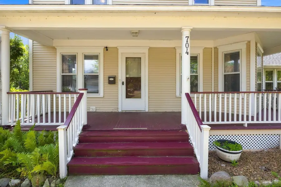 704 E Sherman AVENUE, Fort Atkinson, WI 53538 - #3