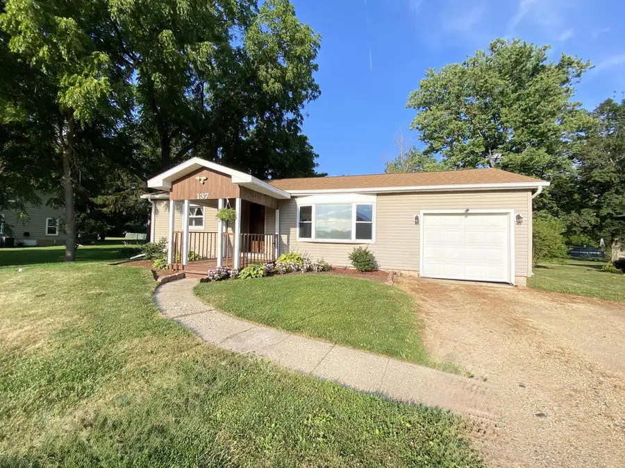 137 Sharon STREET, Darien, WI 53114 - #3