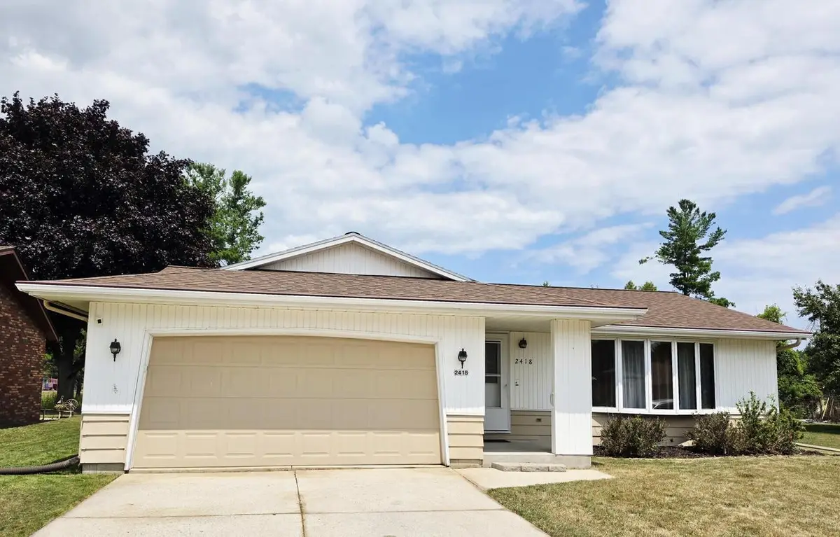 2418 Pershing AVENUE, Sheboygan, WI 53083 - #1