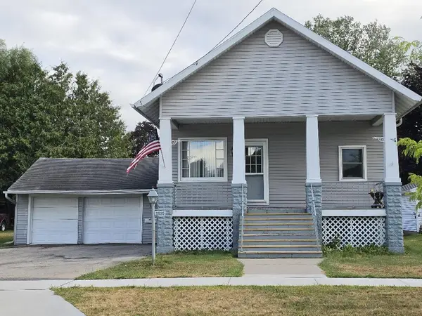 2525 Taylor STREET, Marinette, WI 54143