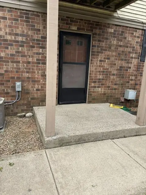 9442 W Maple COURT, West Allis, WI 53214 - #2