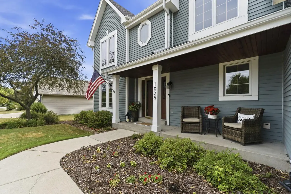 1025 E Meadow TERRACE, Oak Creek, WI 53154 - #1