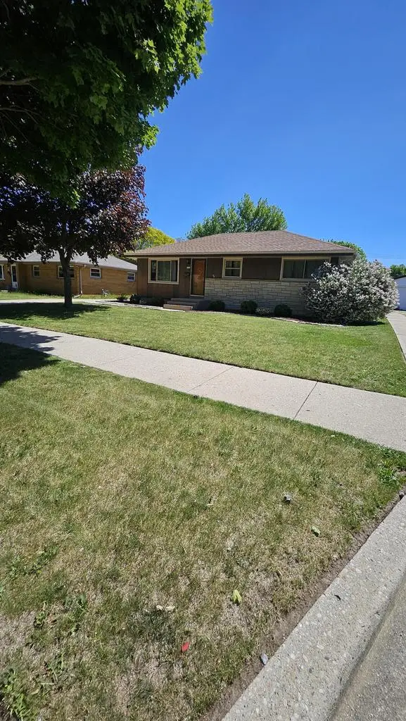 8029 W Marion STREET, Milwaukee, WI 53222 - #1