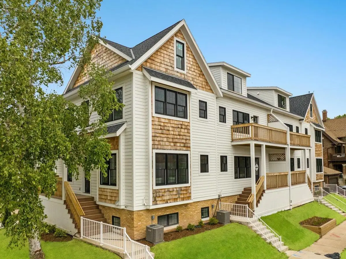 2604 E Park PLACE ##1, Milwaukee, WI 53211 - #1
