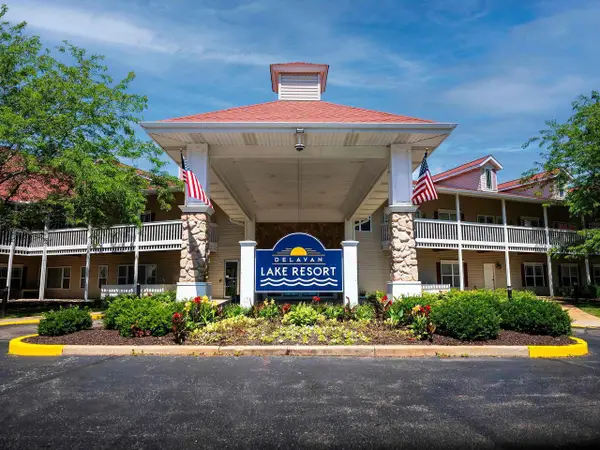 1505 S Shore DRIVE #201, Delavan, WI 53115