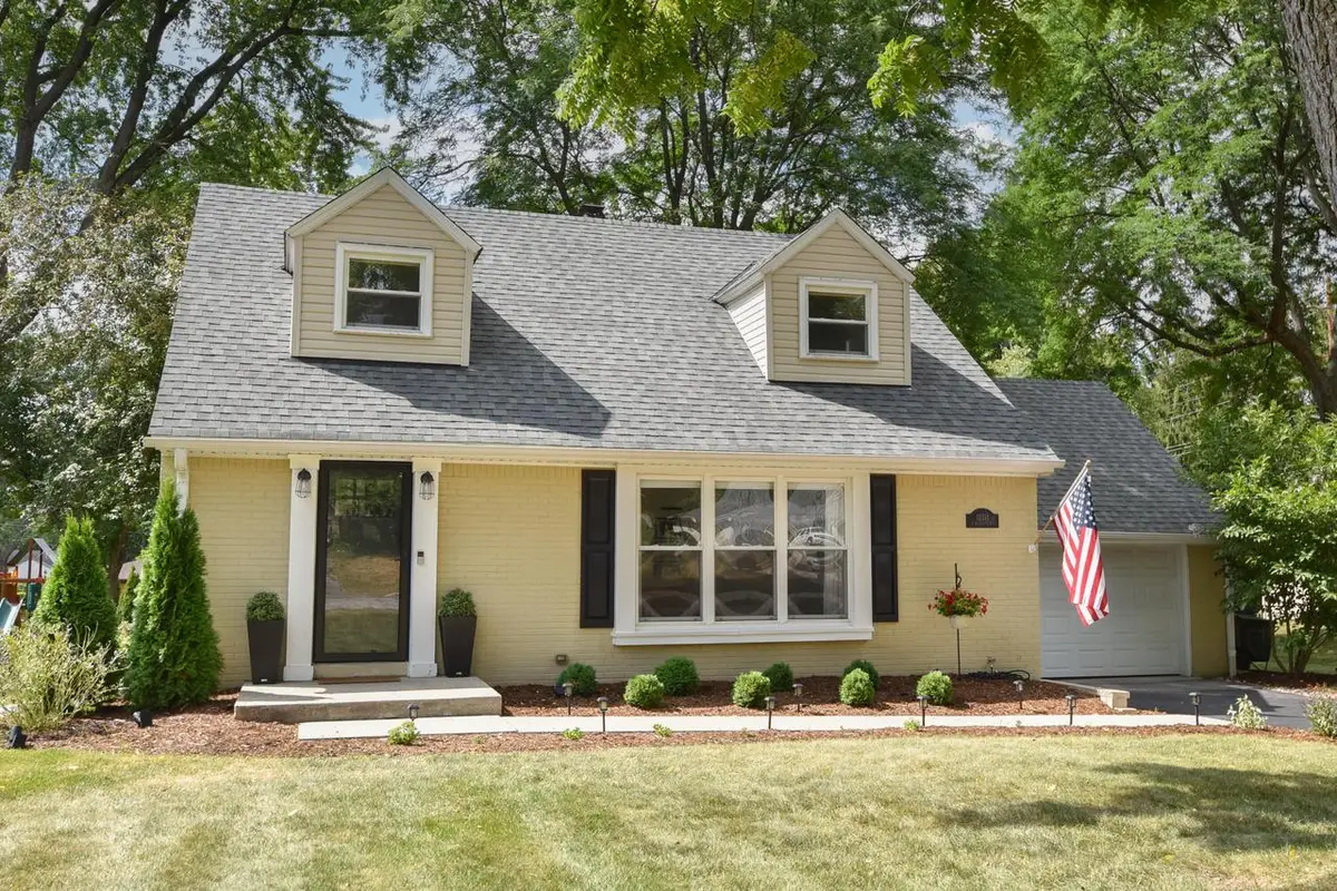 12311 W Woodland AVENUE, Wauwatosa, WI 53226 - #1