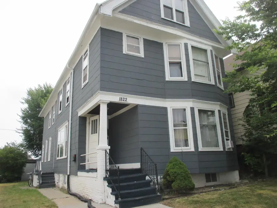 1822 S 10th STREET, Milwaukee, WI 53204 - #2