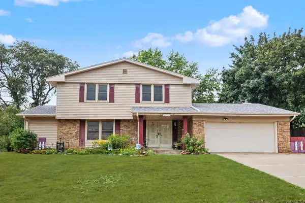 2420 Saratoga ROAD, Waukesha, WI 53186