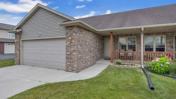 1031 Covington DRIVE, Sheboygan Falls, WI 53085