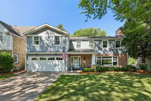 5109 N Woodburn STREET, Whitefish Bay, WI 53217