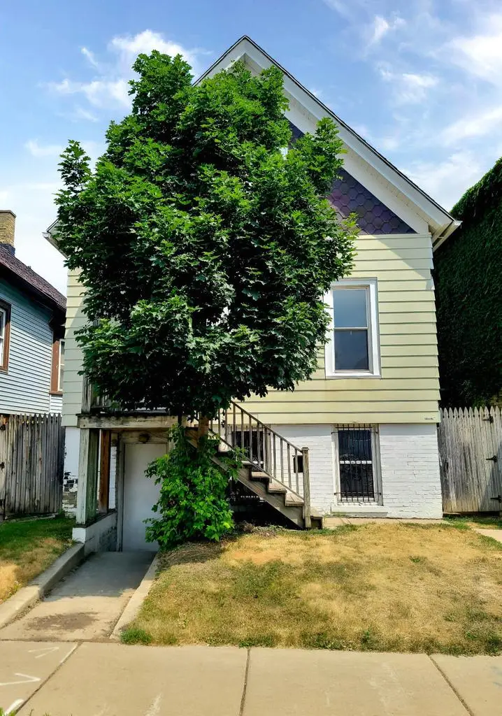 2116 S 13th STREET, Milwaukee, WI 53215 - #1