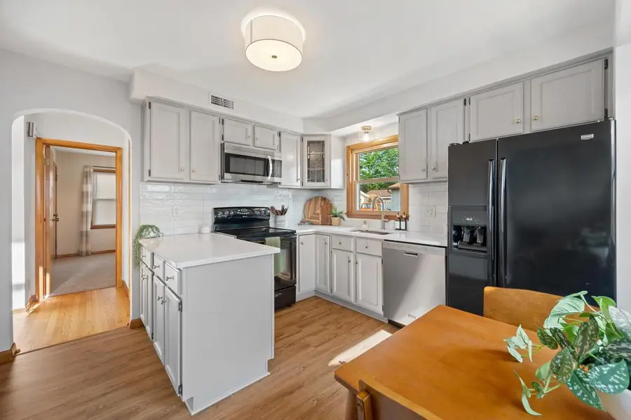 1308 Mackinac AVENUE, South Milwaukee, WI 53172 - #3