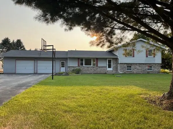 3967 Ernst DRIVE, Hartford, WI 53027