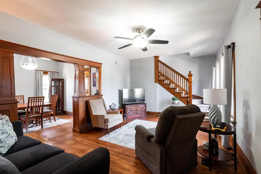 516 Marquette AVENUE, South Milwaukee, WI 53172 - #2