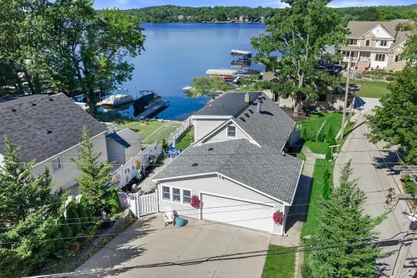 S68W18031 Island DRIVE, Muskego, WI 53150