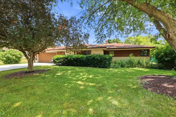 4938 S 69th STREET, Greenfield, WI 53220