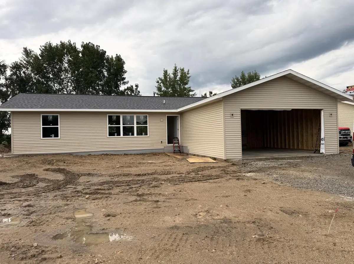 1278 E Bluff ROAD, Whitewater, WI 53190 - #1
