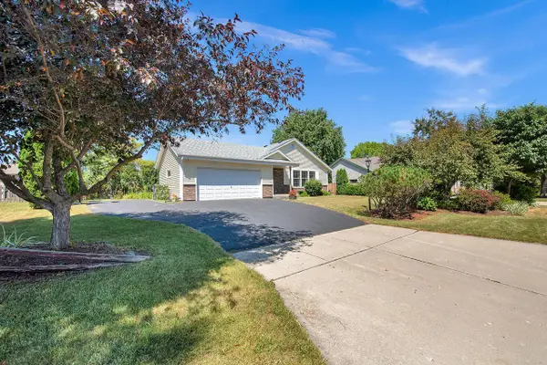 8820 W Travis LANE, Franklin, WI 53132