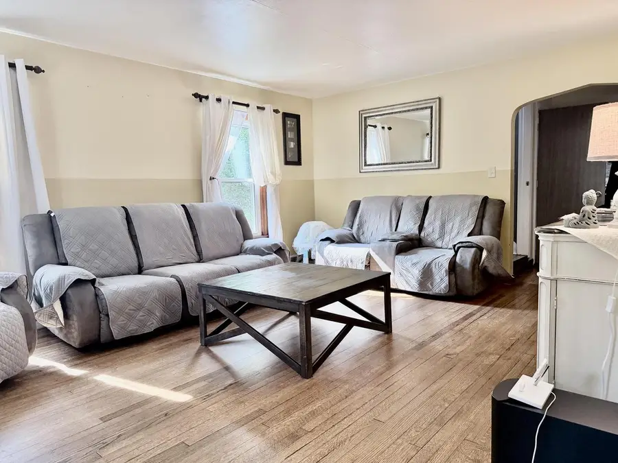 2506 W Ramsey AVENUE W, Milwaukee, WI 53221 - #3