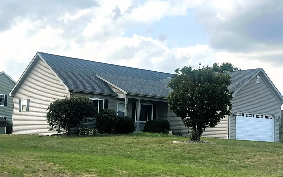 604 S Woodpine DRIVE, Elkhorn, WI 53121 - #1