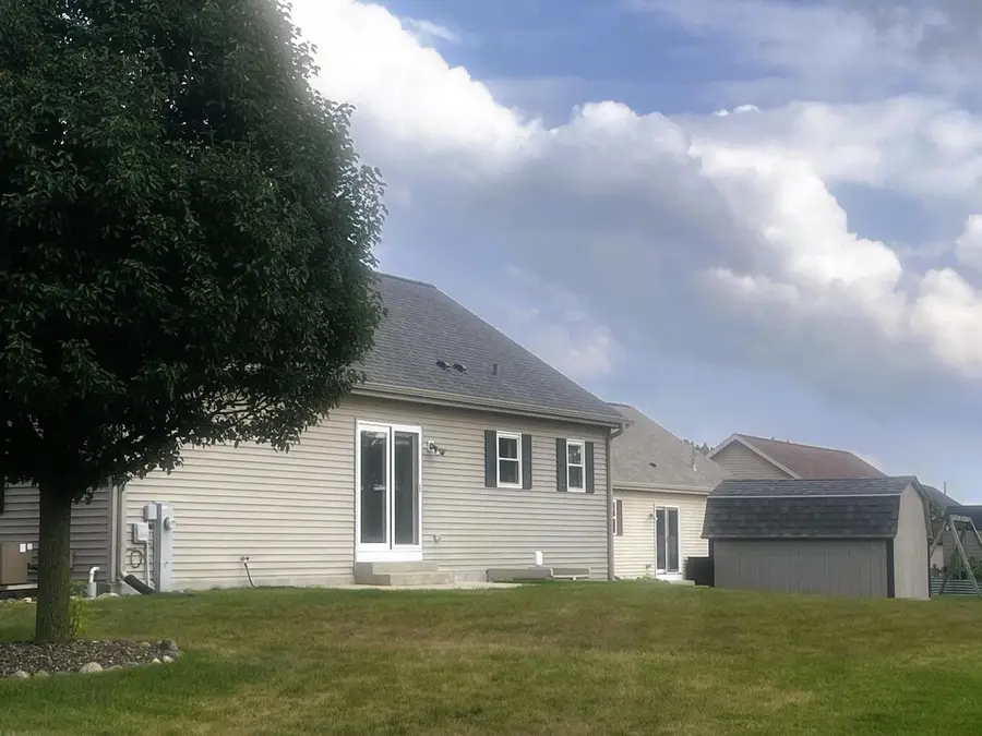604 S Woodpine DRIVE, Elkhorn, WI 53121 - #3