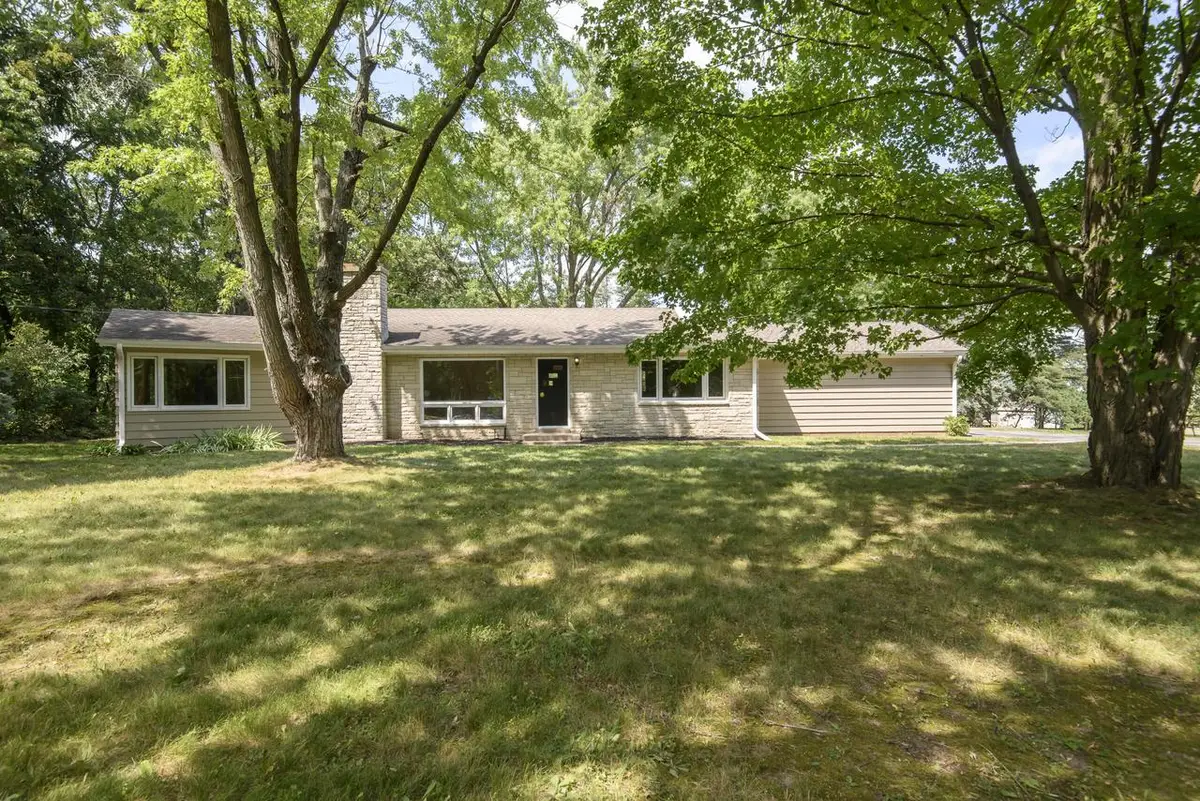 S38W31714 Wern WAY, Waukesha, WI 53189 - #1