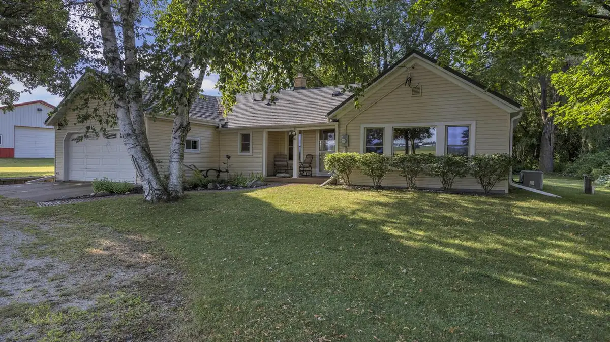 W5602 Lost Arrow ROAD, Fond Du Lac, WI 54937 - #1