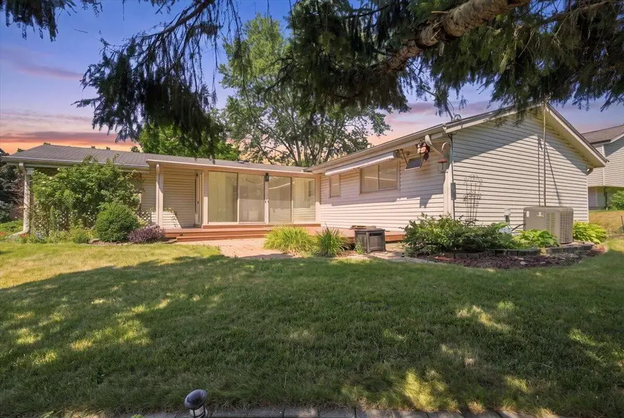 8150 S 58th STREET, Franklin, WI 53132 - #2