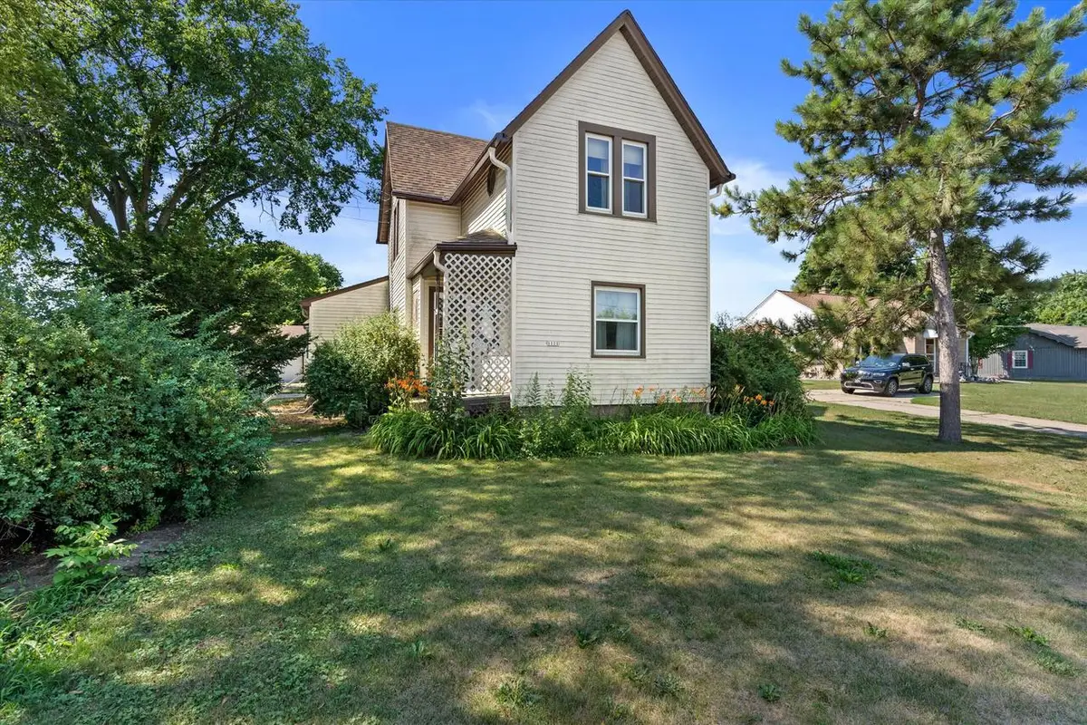1111 W Oakwood ROAD, Oak Creek, WI 53154 - #1