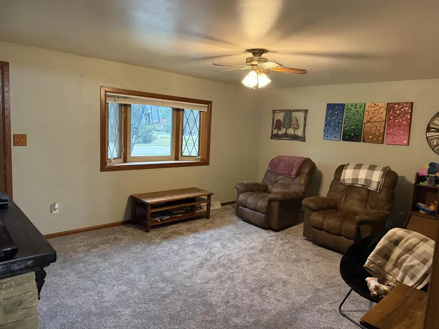 1101 Mallard LANE, Manitowoc, WI 54220 - #2