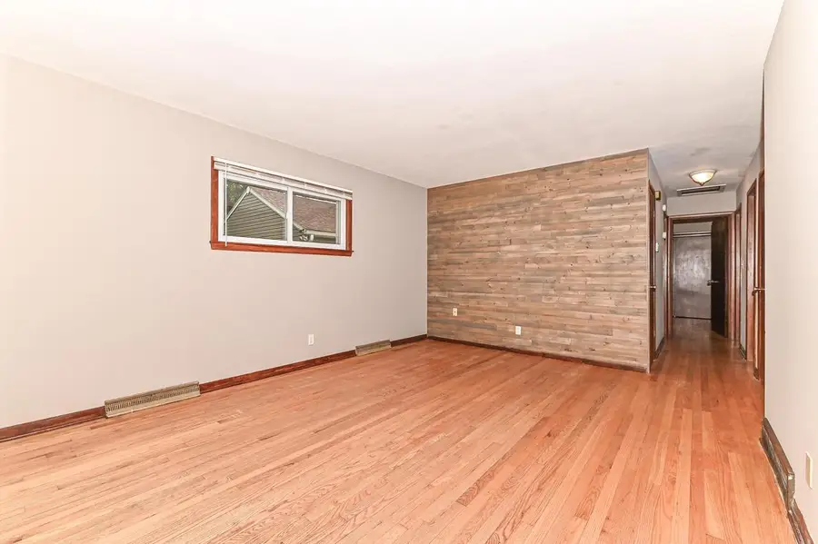 3746 S 92nd STREET, Milwaukee, WI 53228 - #2
