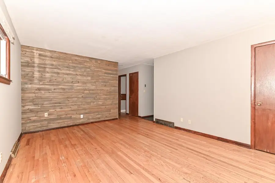 3746 S 92nd STREET, Milwaukee, WI 53228 - #3