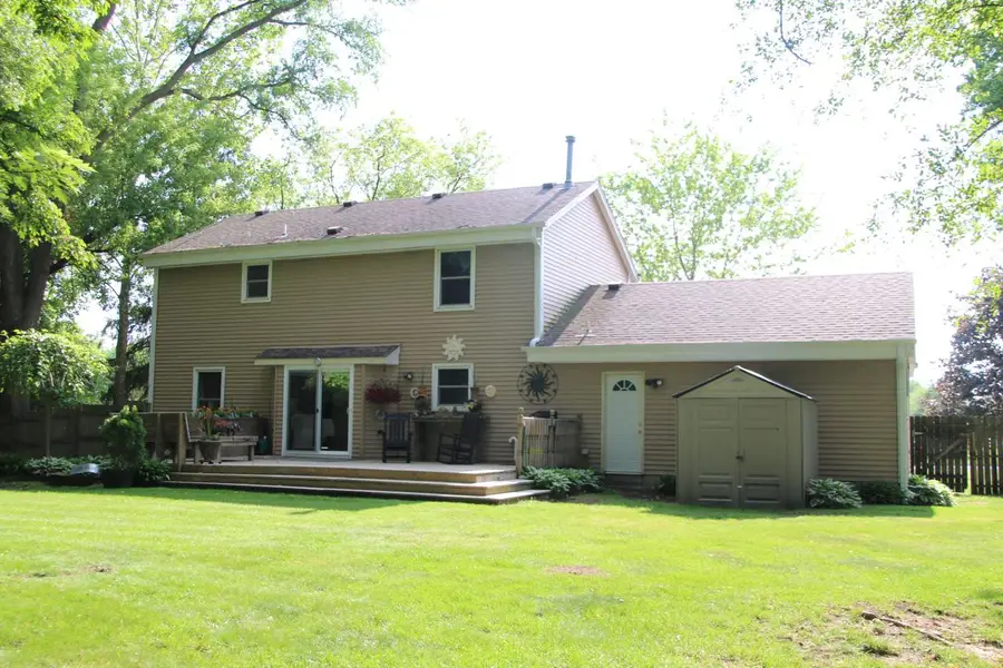 1400 S Ridgeway ROAD, New Berlin, WI 53146 - #3