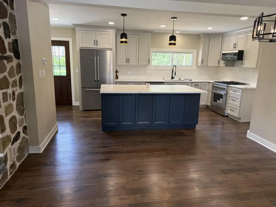 14120 W Howard AVENUE, New Berlin, WI 53151 - #3
