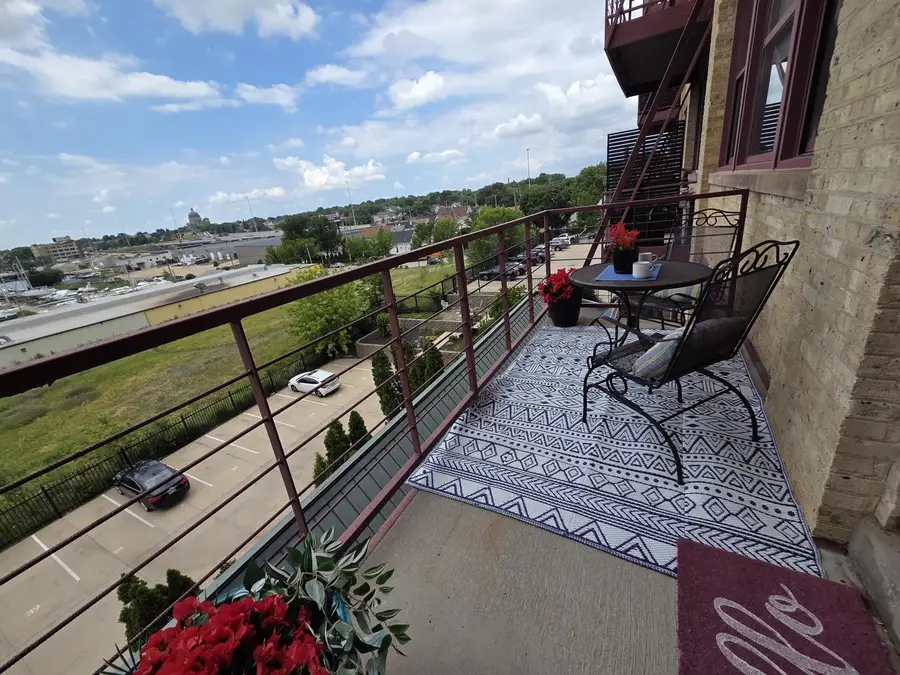 215 W Maple STREET #307, Milwaukee, WI 53204 - #2