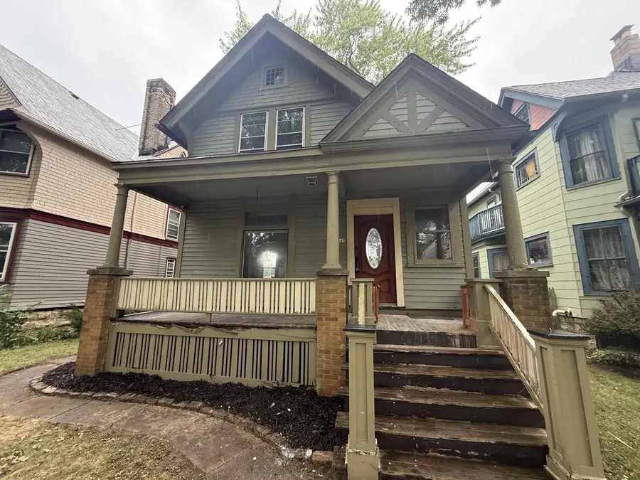 943 N 34th STREET, Milwaukee, WI 53208 - #2