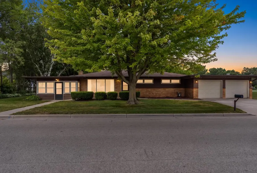 107 Edmaro STREET, Fredonia, WI 53021 - #2