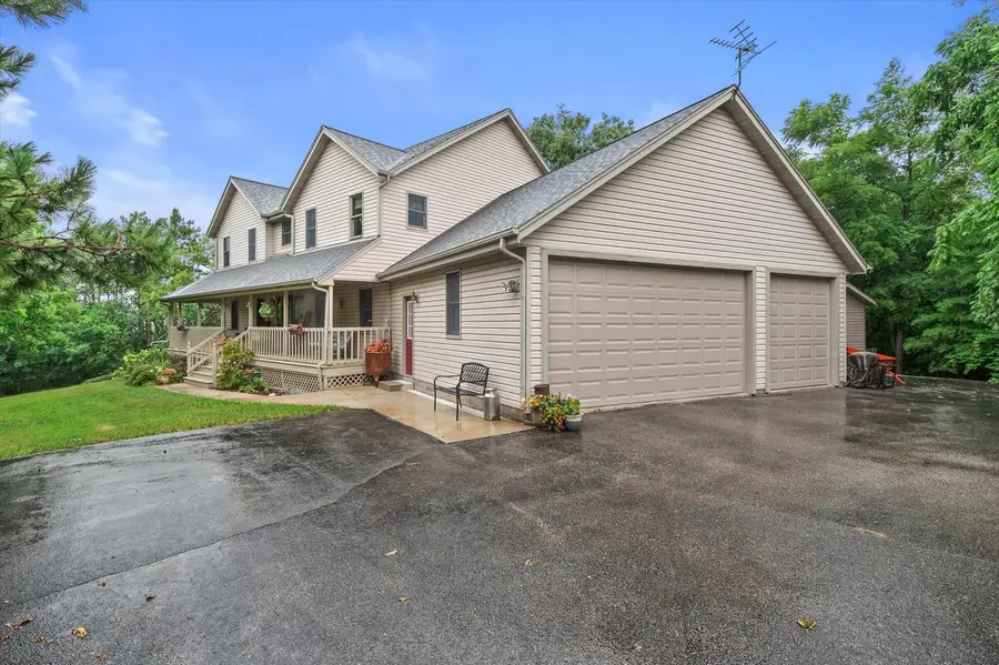 S86W30445 Stonegate DRIVE, Mukwonago, WI 53149 - #2
