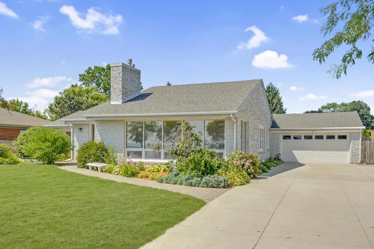 7744 2nd AVENUE, Kenosha, WI 53143 - #1