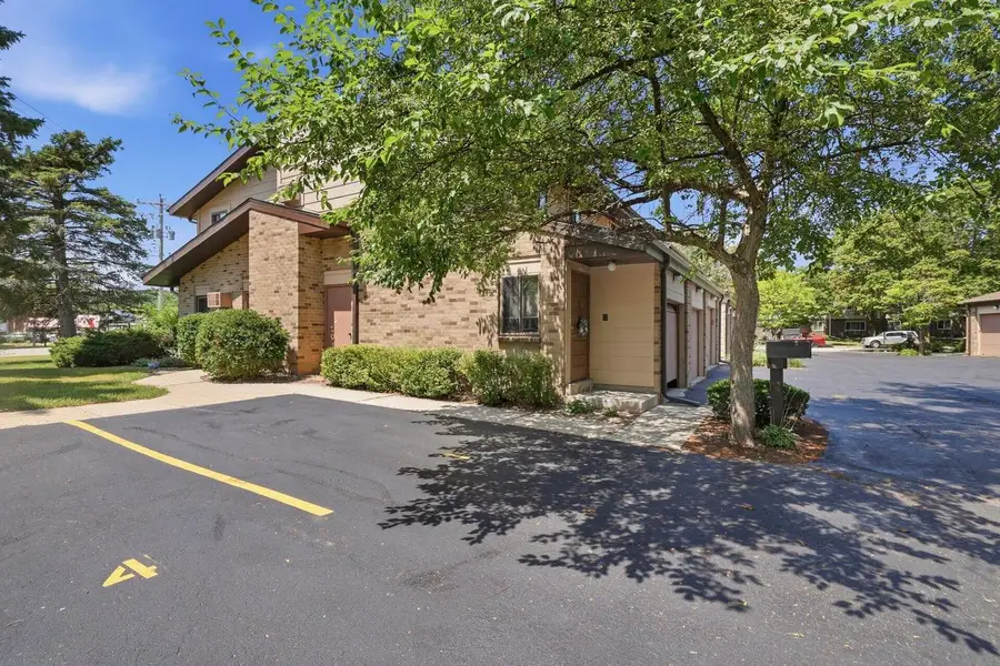 405 Cheviot Chase #1, Waukesha, WI 53186 - #3
