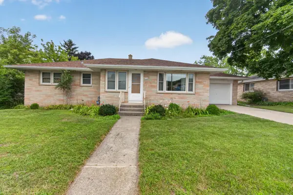 1068 Cedar STREET, West Bend, WI 53095