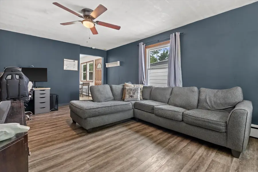 2421 W Bridge STREET, Milwaukee, WI 53221 - #2
