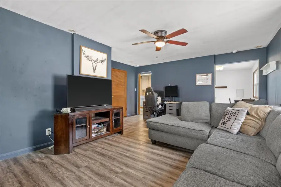 2421 W Bridge STREET, Milwaukee, WI 53221 - #3