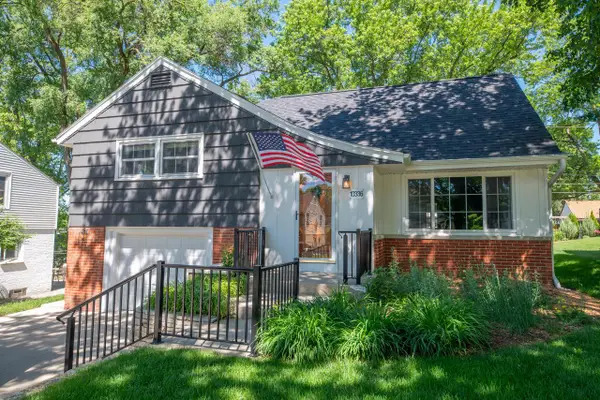10336 W Park Ridge AVENUE, Wauwatosa, WI 53222