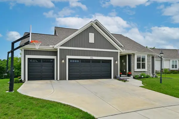 N174W20564 Laurel Springs CIRCLE, Jackson, WI 53037