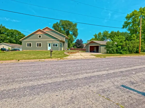 1627 Salem ROAD, La Crosse, WI 54603