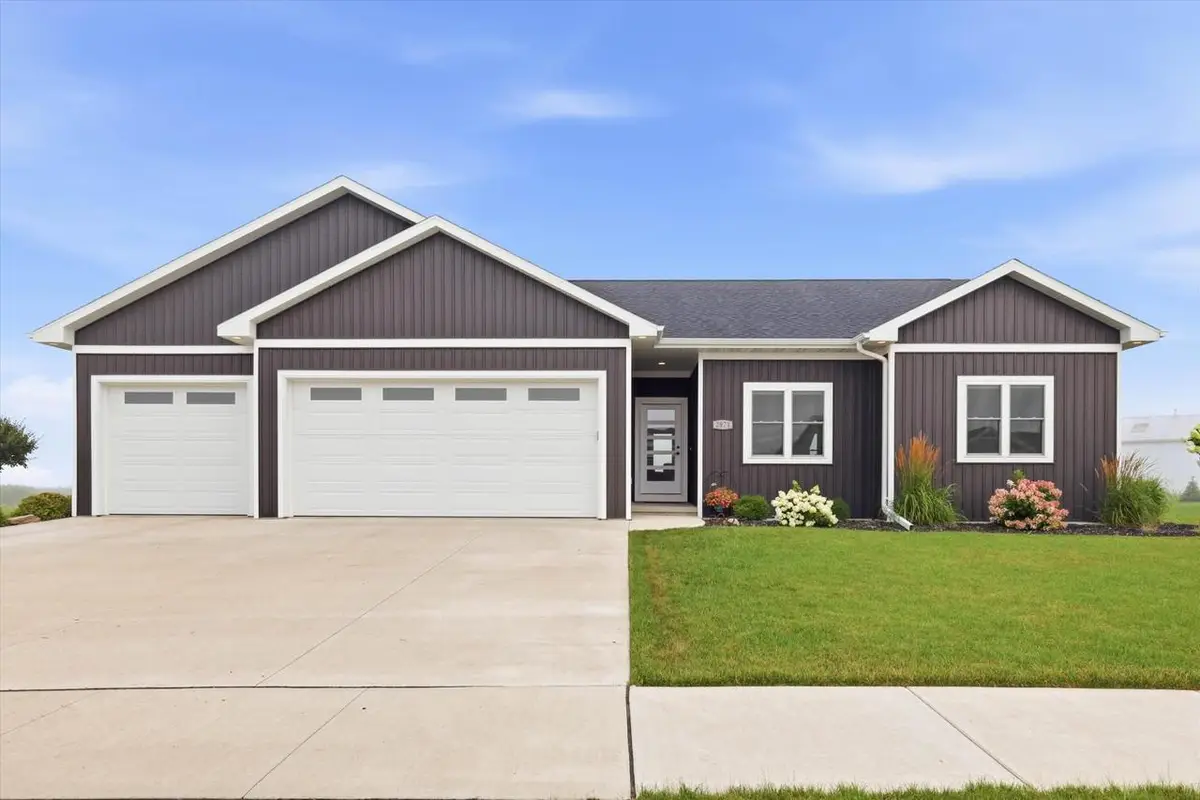 2971 S Weiler ROAD, Kaukauna, WI 54130 - #1
