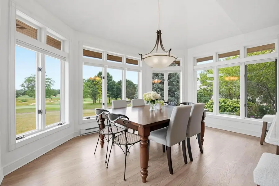 1801 E Bristlecone DRIVE, Hartland, WI 53029 - #2